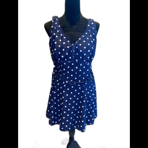 Swimsuit 2 Piece Plus 3X Modest Navy Polka Dot Rouching Separate Short Bottoms - Picture 3 of 12